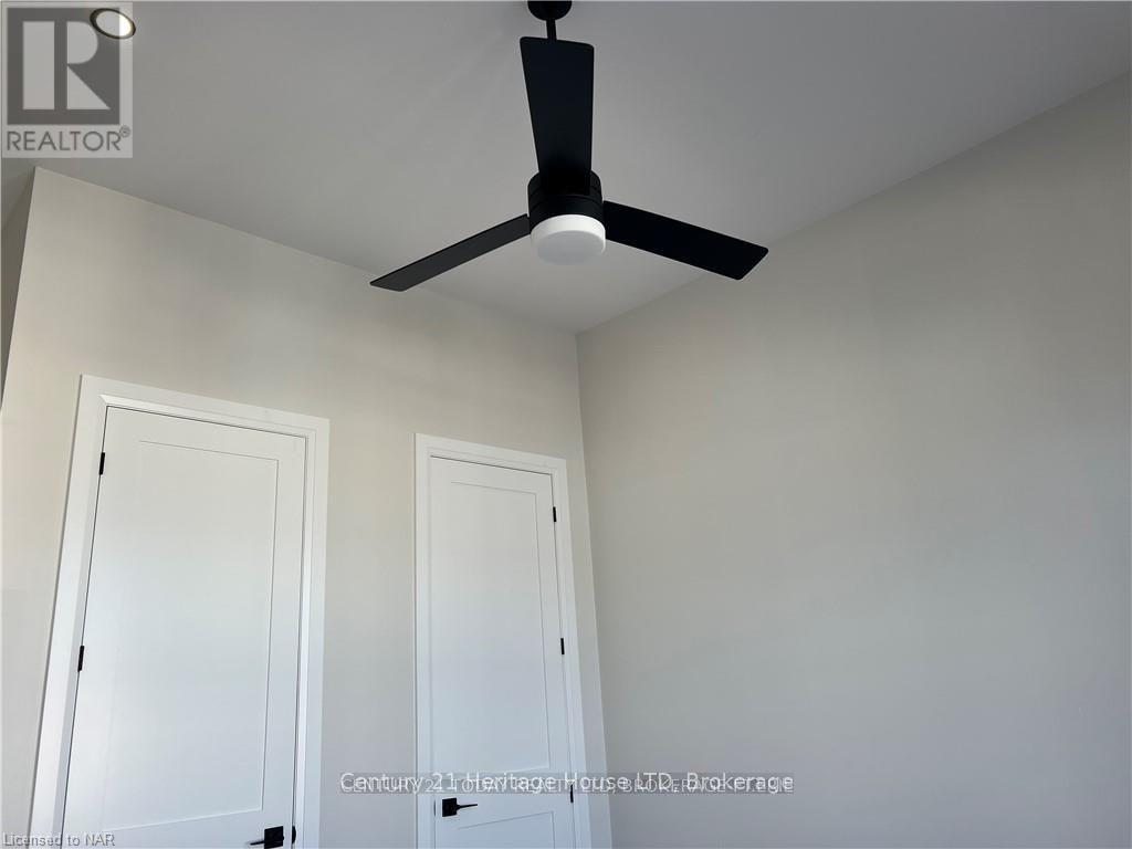 202 - 43 Jarvis Street, Fort Erie, Ontario  L2A 2S3 - Photo 7 - X12230311