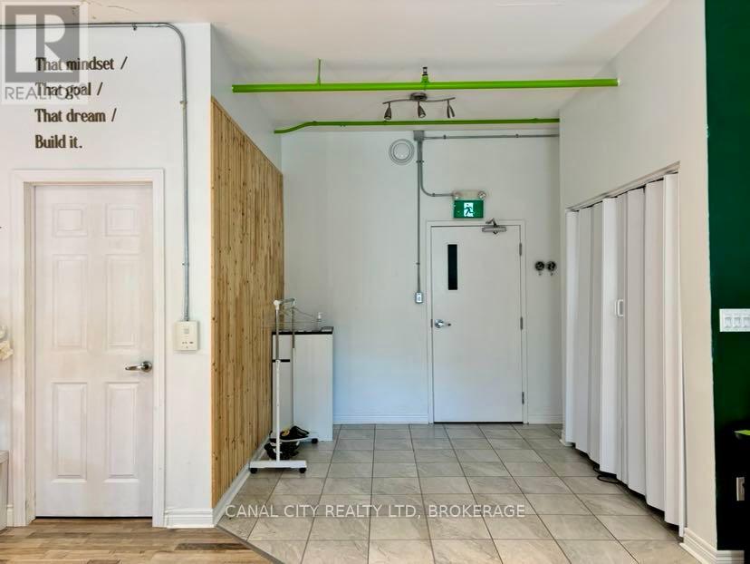 202 - 21 Front Street S, Thorold, Ontario  L2V 1W8 - Photo 22 - X12239286