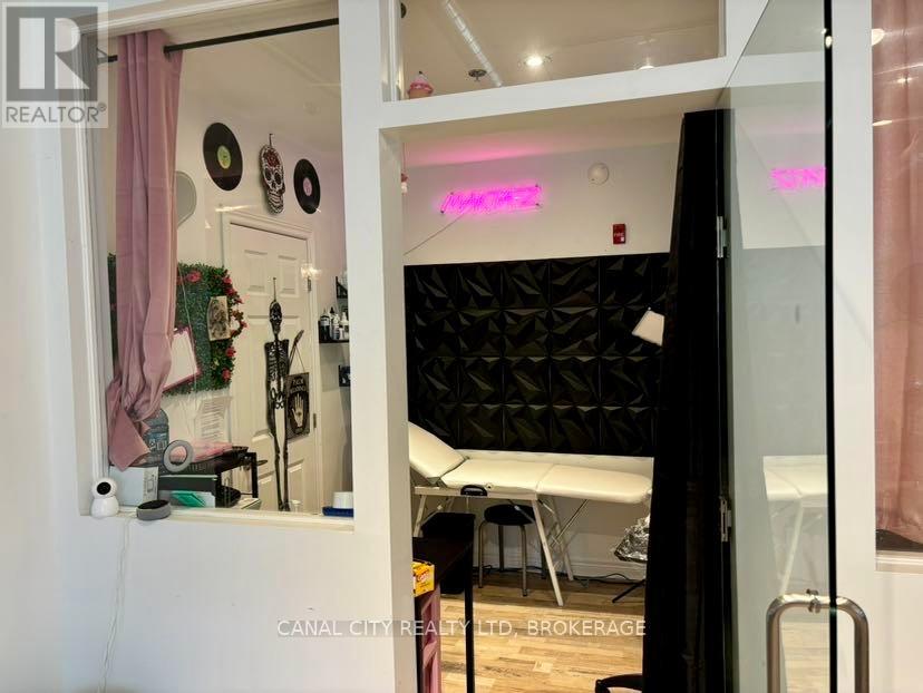 202 - 21 Front Street S, Thorold, Ontario  L2V 1W8 - Photo 9 - X12239286