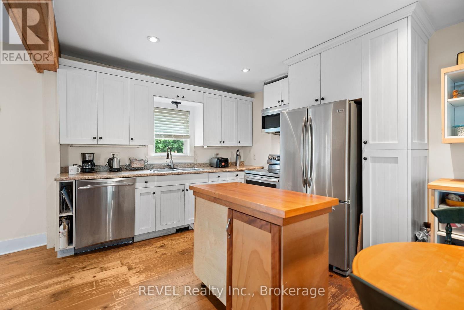 1031 Line 8 Road, Niagara-On-The-Lake, Ontario  L0S 1J0 - Photo 10 - X12241856