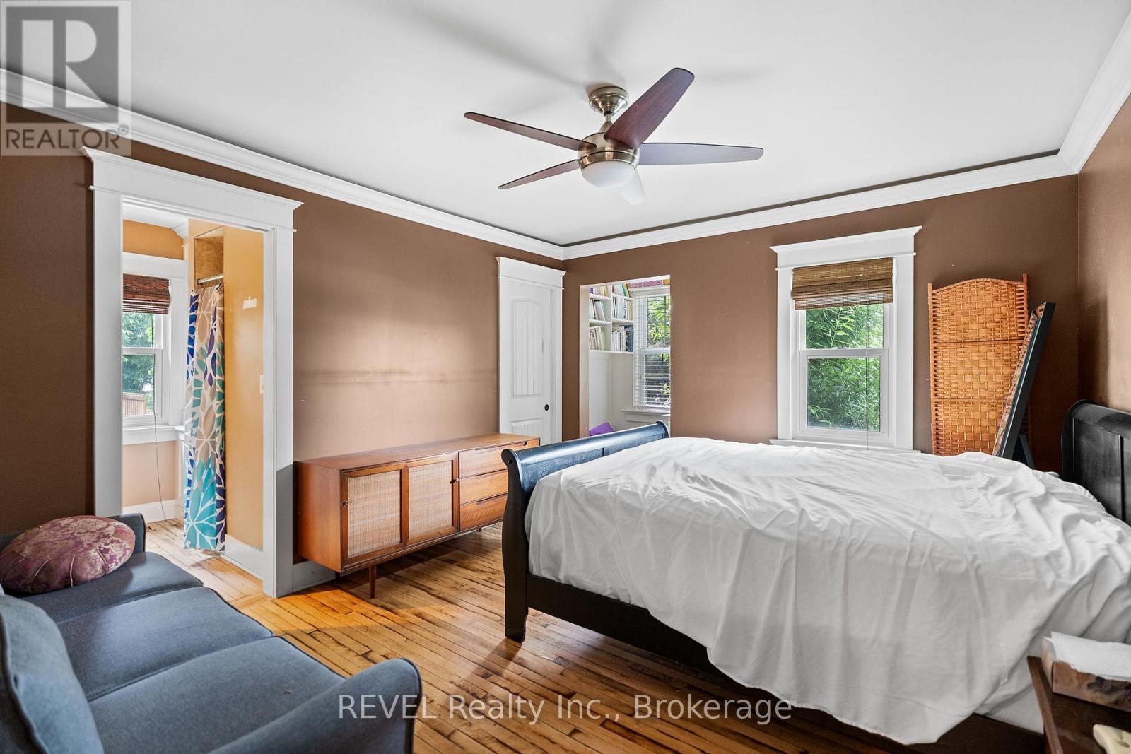 1031 Line 8 Road, Niagara-On-The-Lake, Ontario  L0S 1J0 - Photo 18 - X12241856