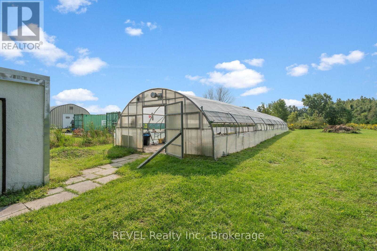 1031 Line 8 Road, Niagara-On-The-Lake, Ontario  L0S 1J0 - Photo 25 - X12241856