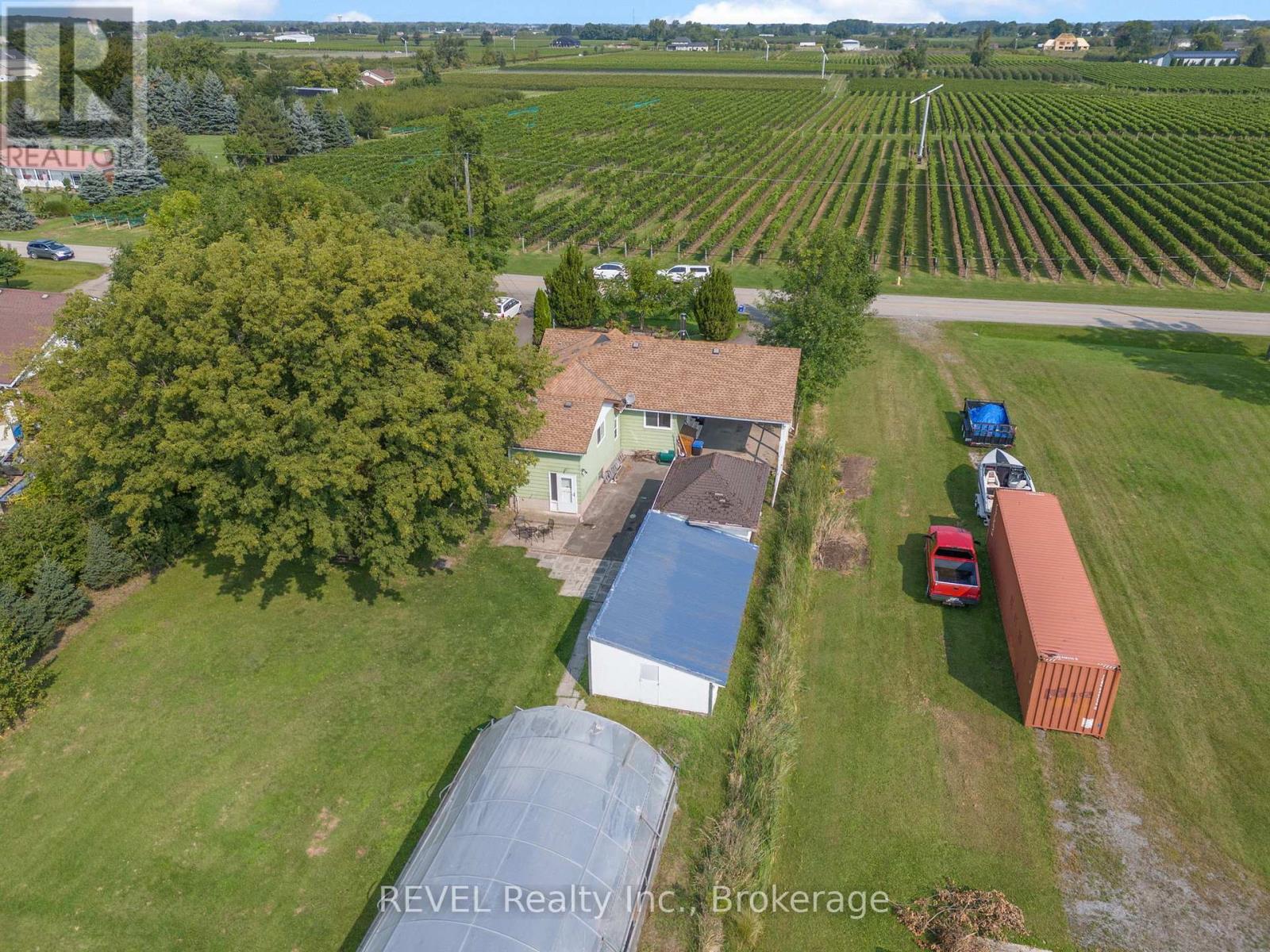 1031 Line 8 Road, Niagara-On-The-Lake, Ontario  L0S 1J0 - Photo 38 - X12241856