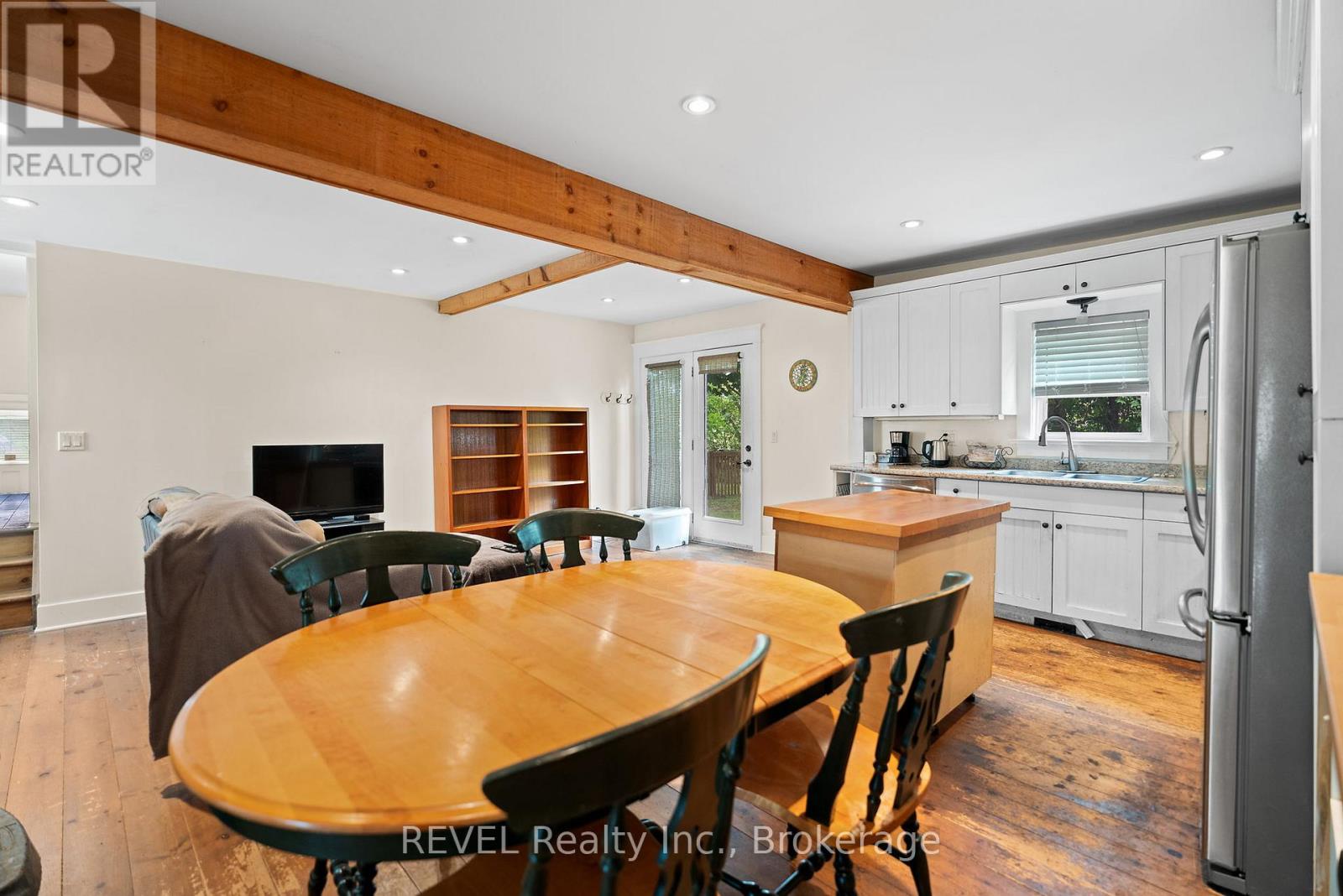 1031 Line 8 Road, Niagara-On-The-Lake, Ontario  L0S 1J0 - Photo 9 - X12241856