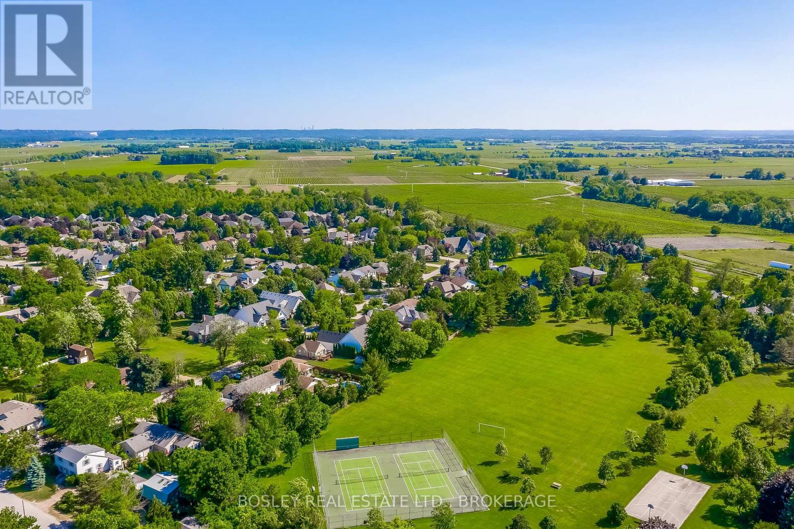 670 King Street, Niagara-On-The-Lake, Ontario  L0S 1J0 - Photo 42 - X12242263