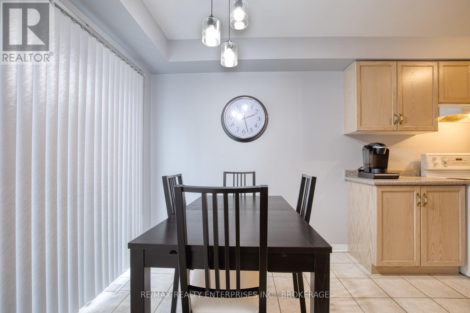 2 - 800 Paramount Drive, Hamilton, Ontario  L8J 3V8 - Photo 13 - X12255176