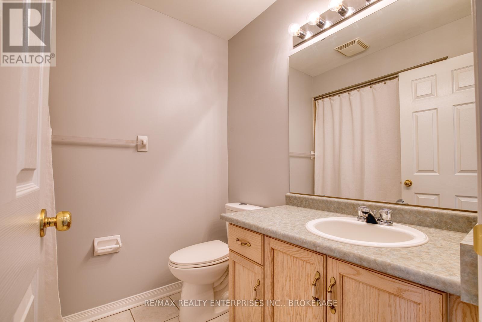 2 - 800 Paramount Drive, Hamilton, Ontario  L8J 3V8 - Photo 20 - X12255176