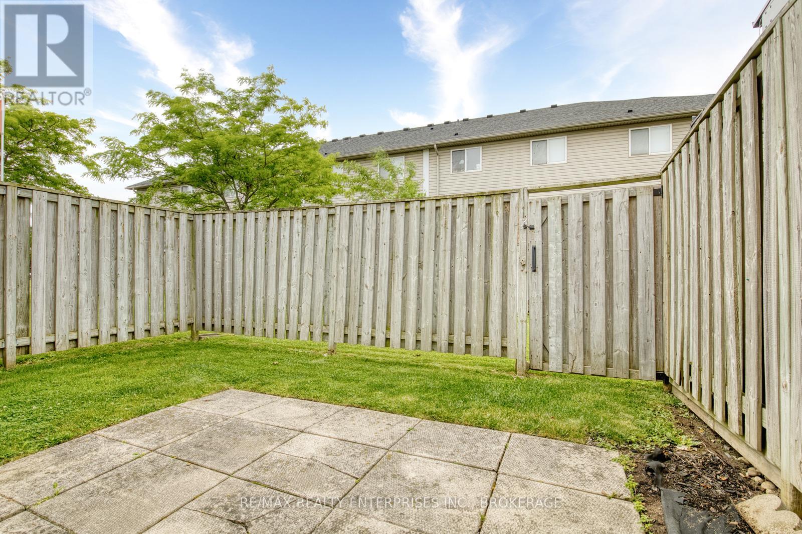 2 - 800 Paramount Drive, Hamilton, Ontario  L8J 3V8 - Photo 26 - X12255176