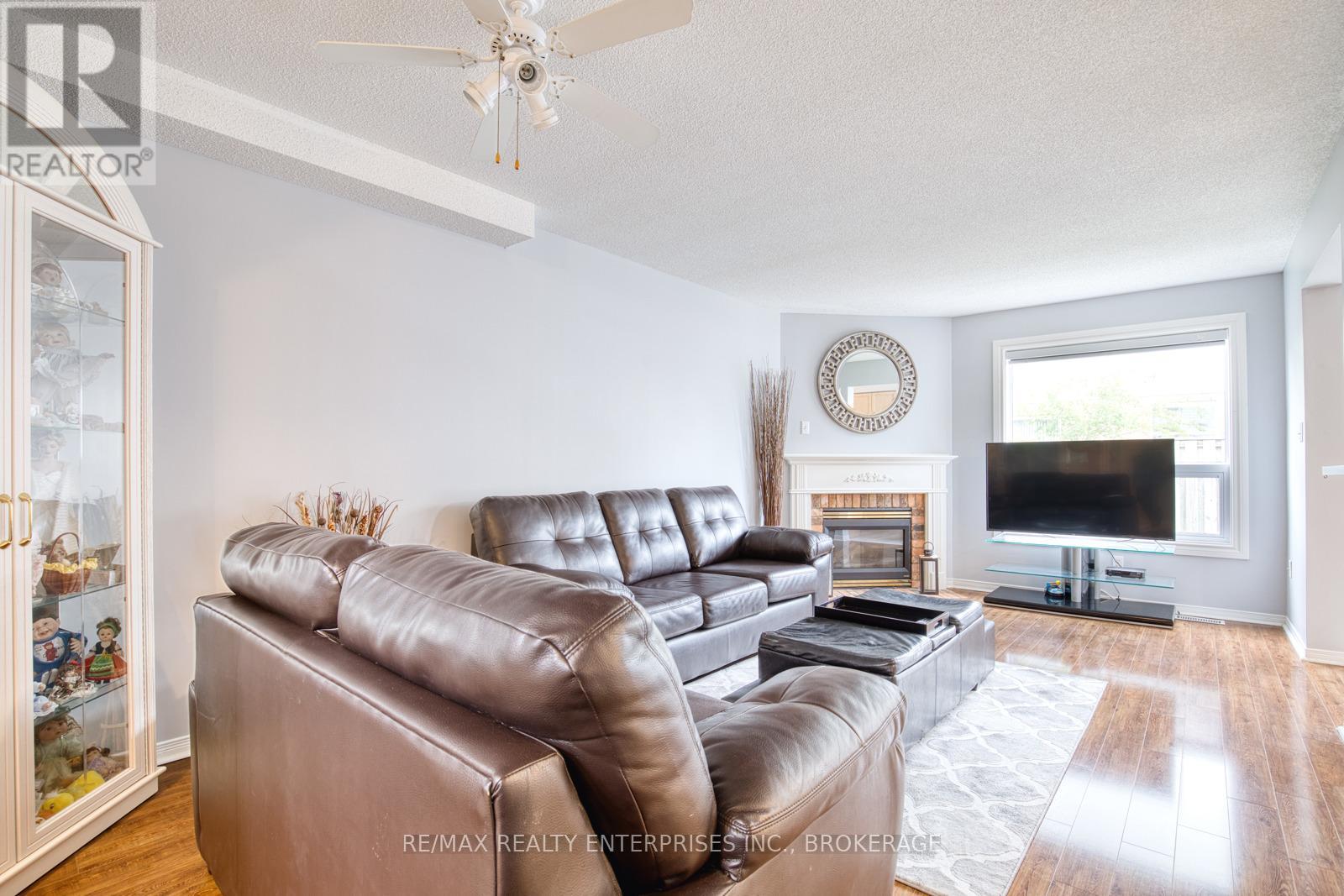 2 - 800 Paramount Drive, Hamilton, Ontario  L8J 3V8 - Photo 6 - X12255176