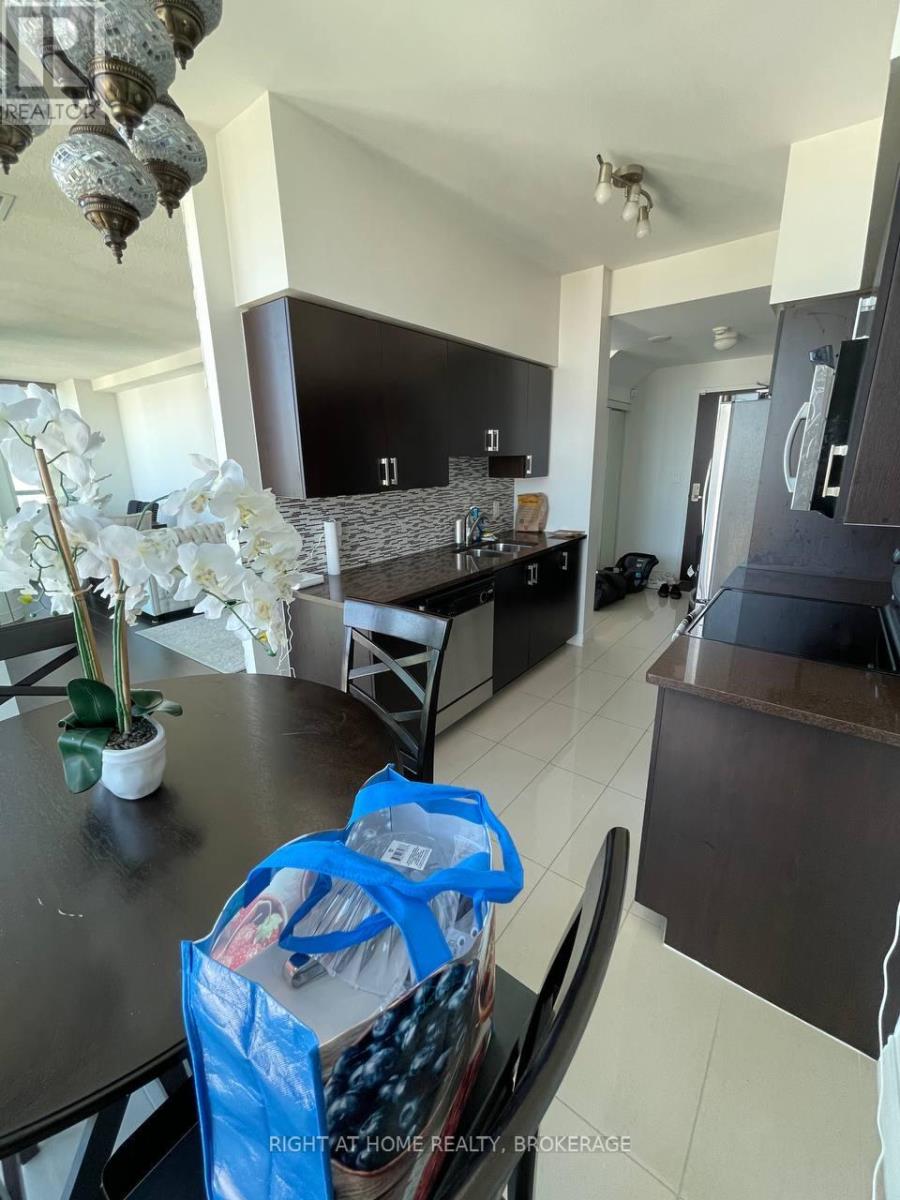 Ph101 - 208 Enfield Place, Mississauga, Ontario  L5B 0G8 - Photo 26 - W12258089