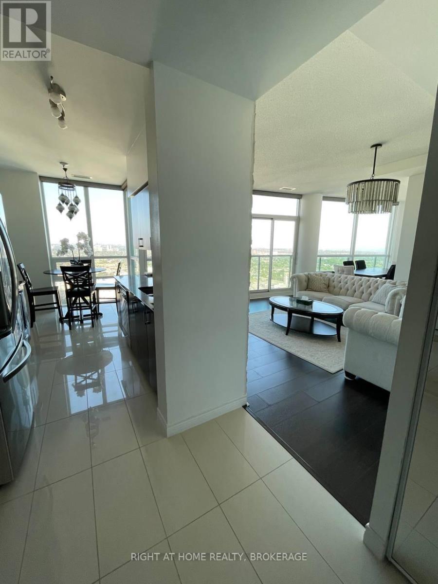 Ph101 - 208 Enfield Place, Mississauga, Ontario  L5B 0G8 - Photo 3 - W12258089