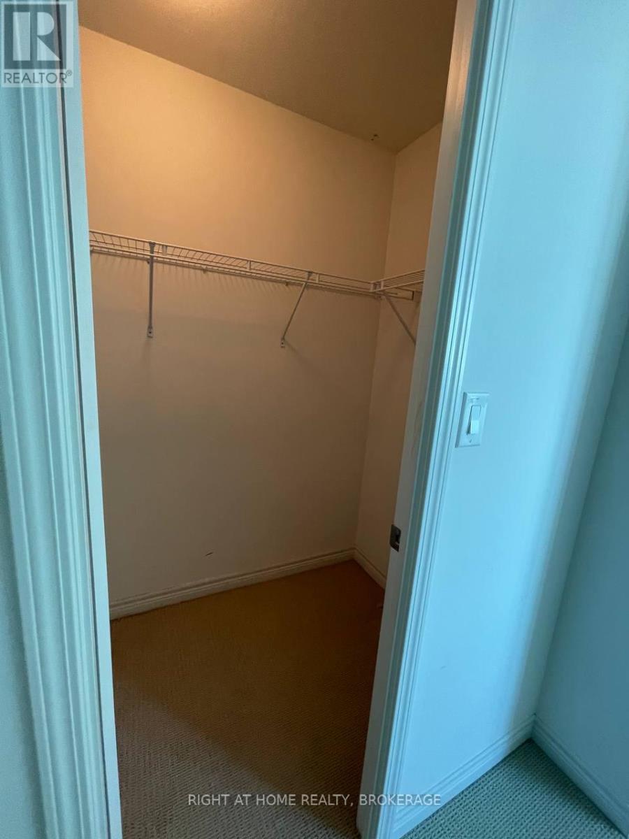 Ph101 - 208 Enfield Place, Mississauga, Ontario  L5B 0G8 - Photo 38 - W12258089