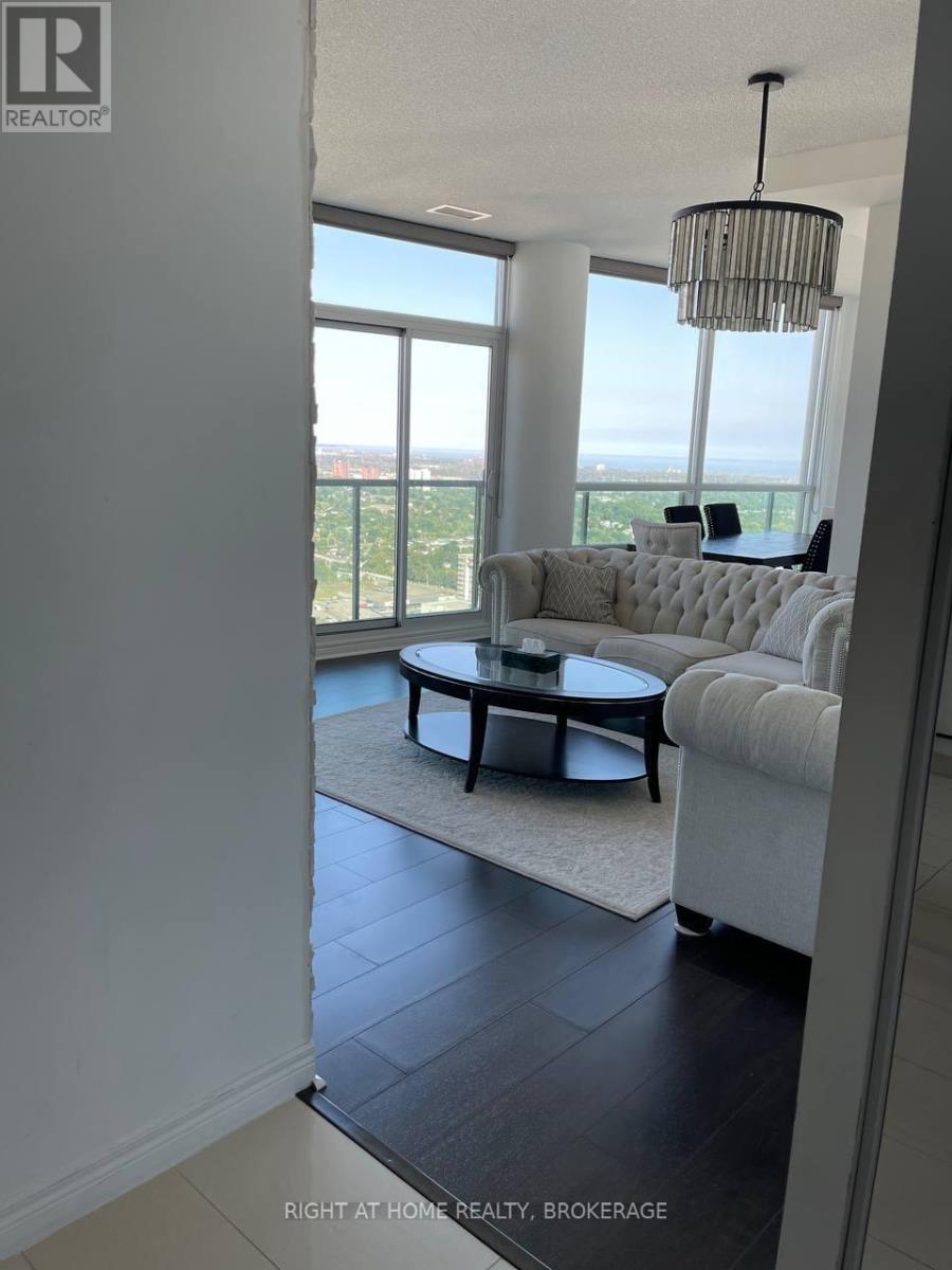 Ph101 - 208 Enfield Place, Mississauga, Ontario  L5B 0G8 - Photo 9 - W12258089