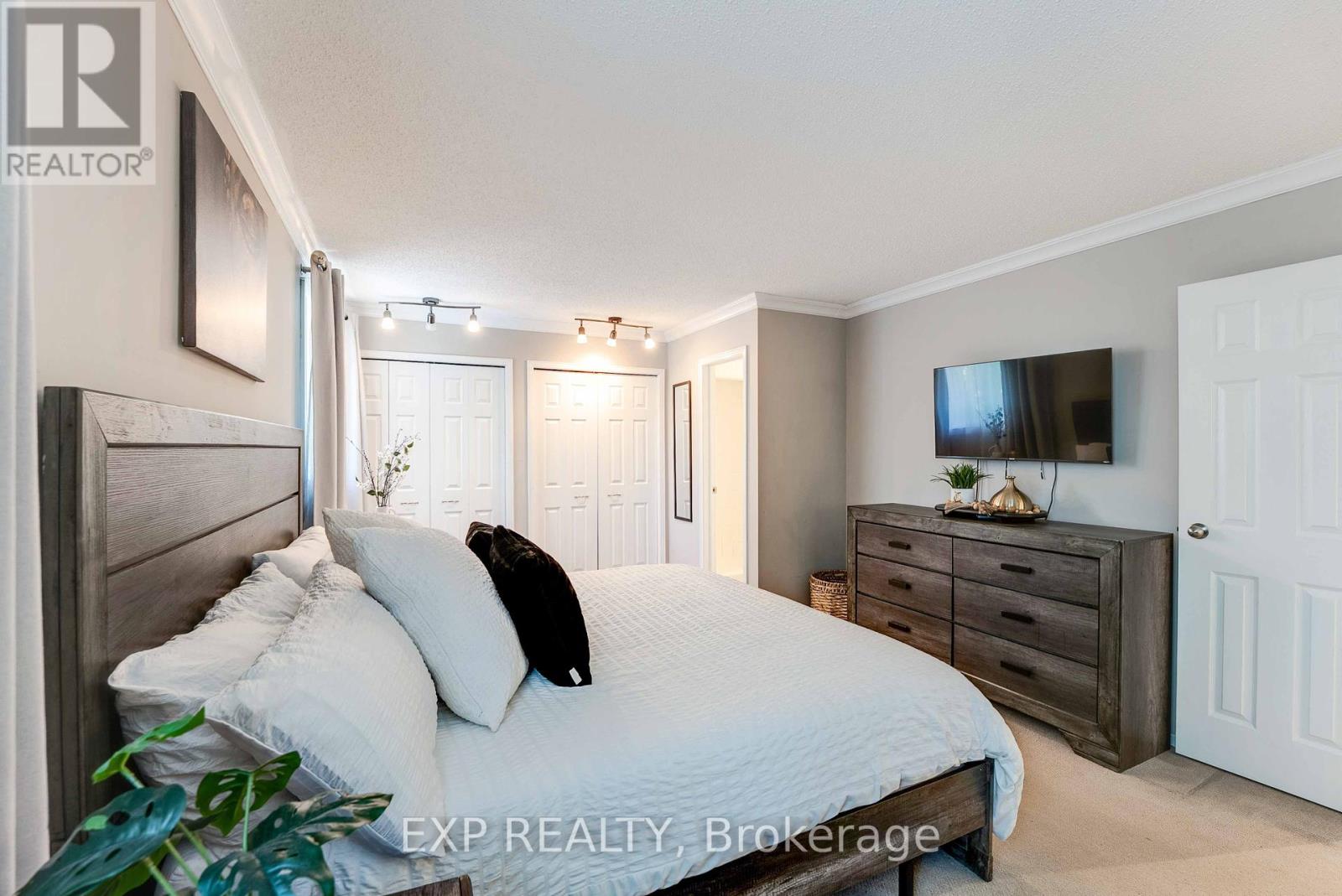 113 Oneida Place, Kitchener, Ontario  N2A 3G2 - Photo 25 - X12266640