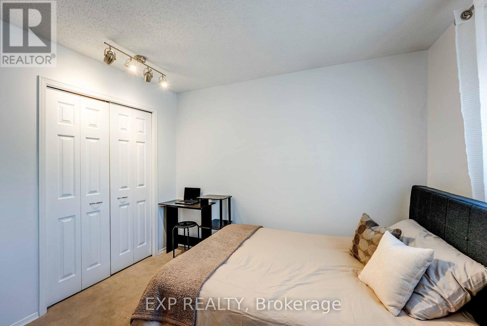 113 Oneida Place, Kitchener, Ontario  N2A 3G2 - Photo 31 - X12266640