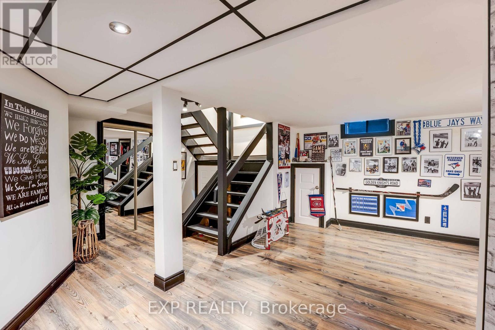 113 Oneida Place, Kitchener, Ontario  N2A 3G2 - Photo 34 - X12266640