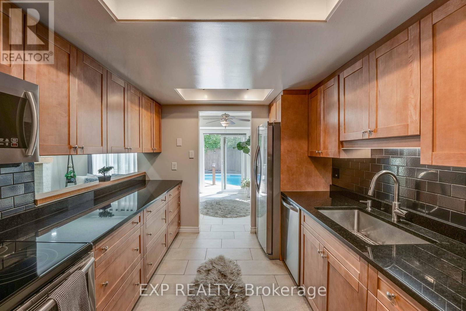 113 Oneida Place, Kitchener, Ontario  N2A 3G2 - Photo 9 - X12266640