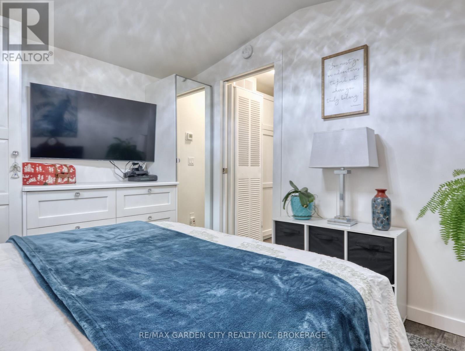 426 - 23 Four Mile Creek Road, Niagara-On-The-Lake, Ontario  L0S 1J1 - Photo 16 - X12266989