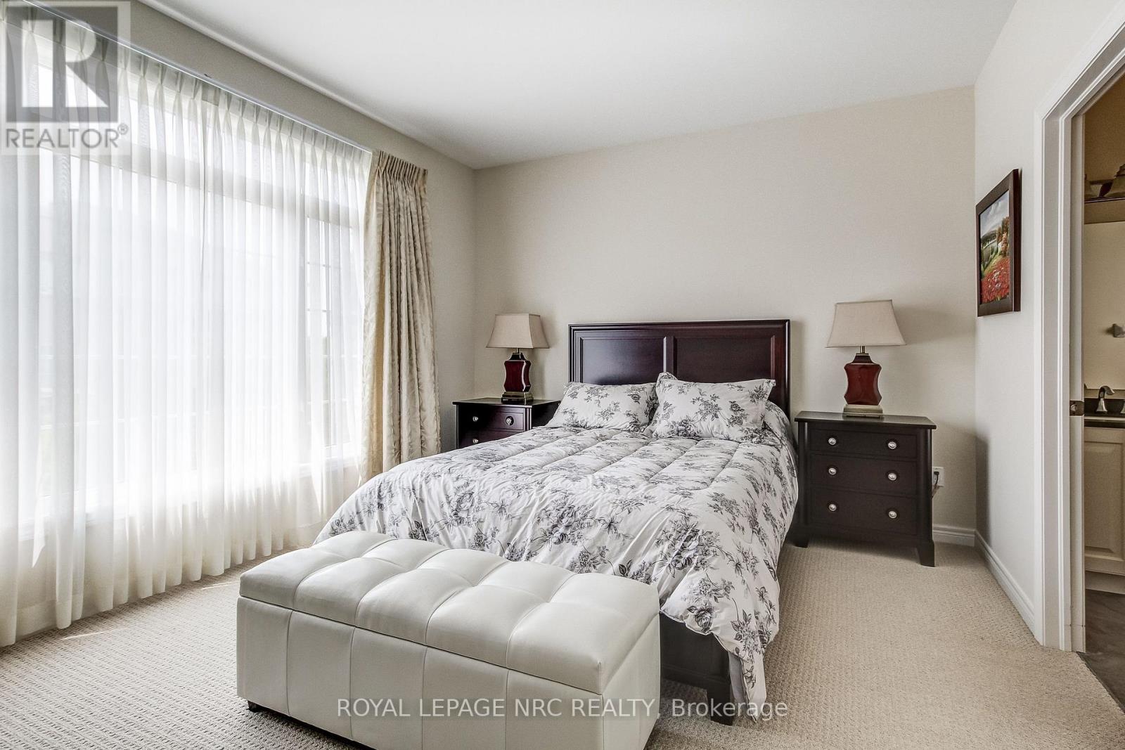 6667 Sebastian Crescent, Niagara Falls, Ontario  L2H 0C2 - Photo 12 - X12267615