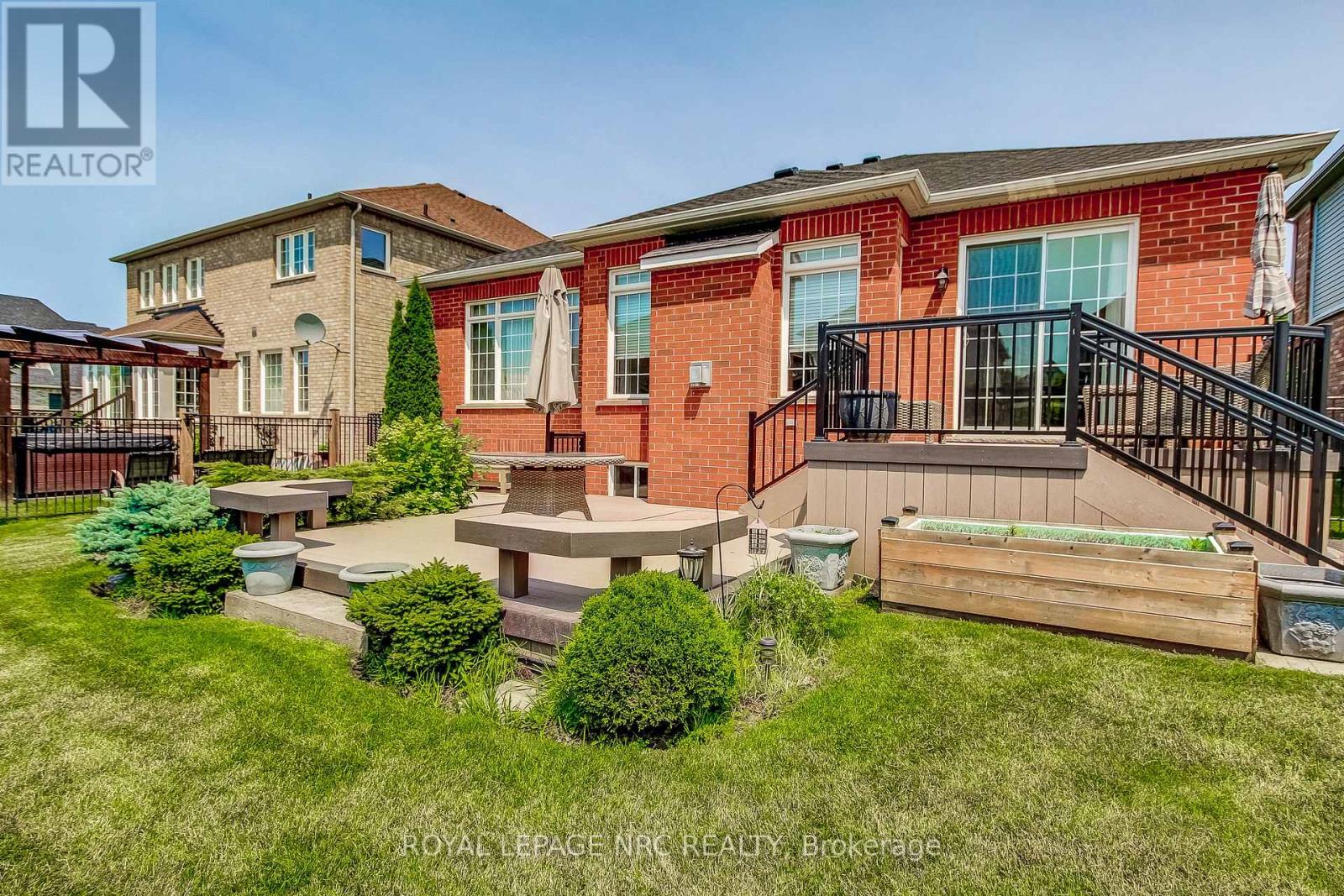 6667 Sebastian Crescent, Niagara Falls, Ontario  L2H 0C2 - Photo 18 - X12267615