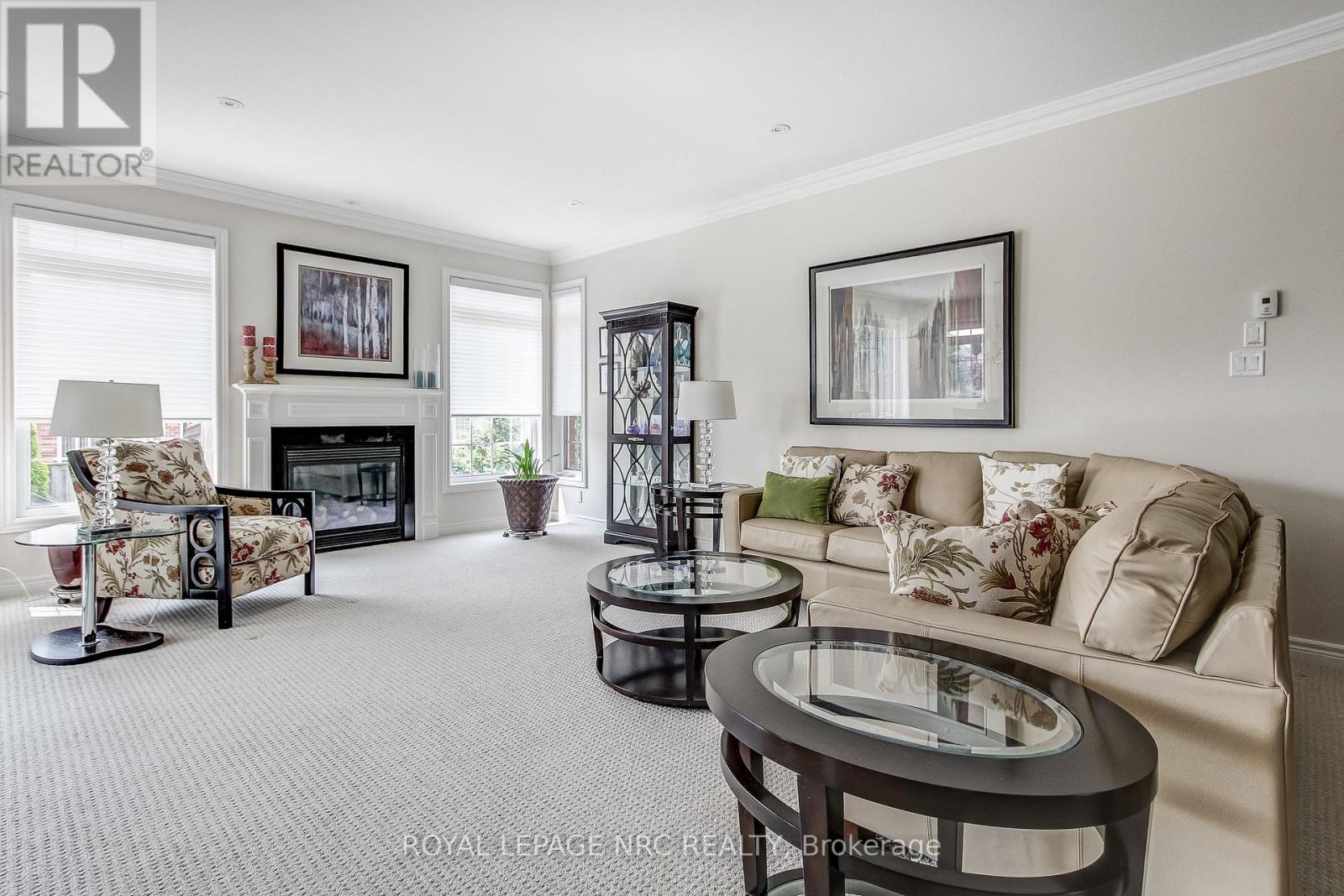 6667 Sebastian Crescent, Niagara Falls, Ontario  L2H 0C2 - Photo 8 - X12267615