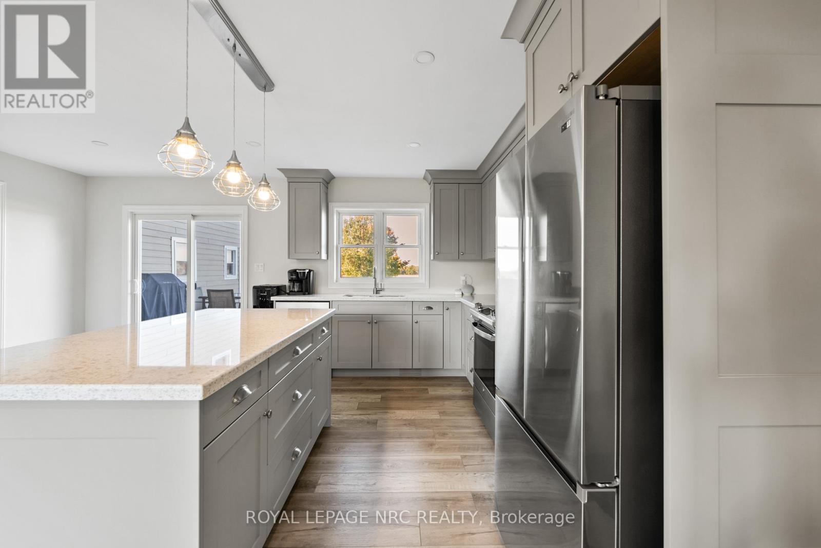 4692 Gilmore Road, Fort Erie, Ontario  L0S 1N0 - Photo 23 - X12281386