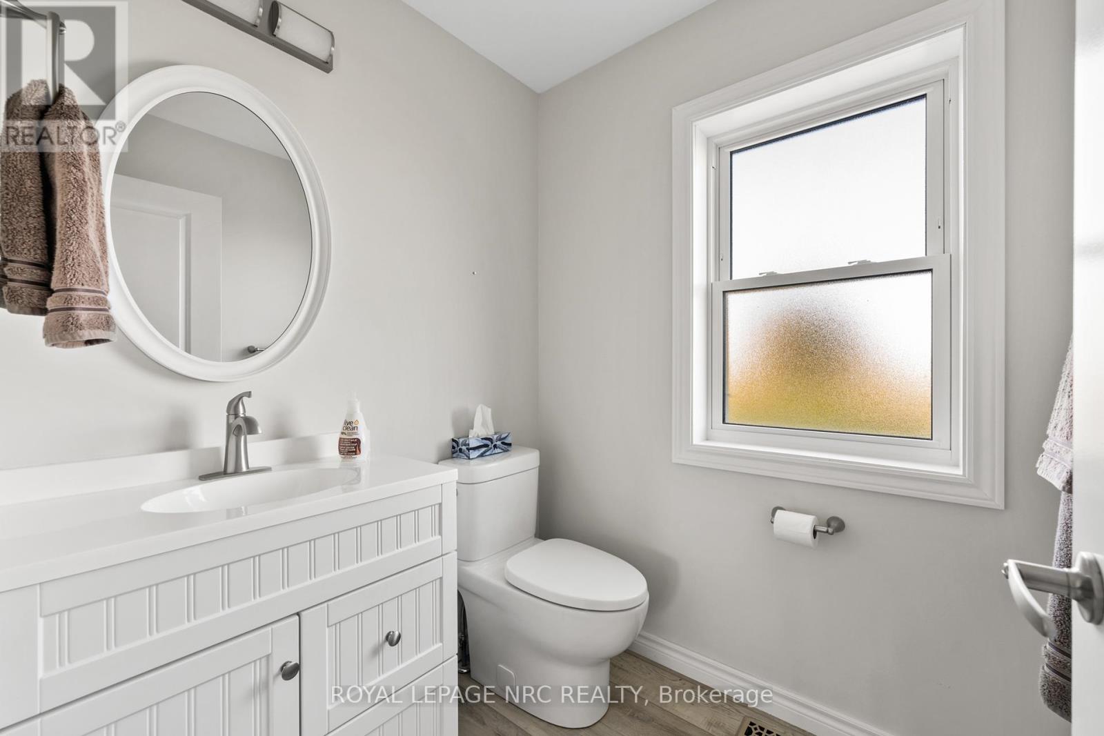 4692 Gilmore Road, Fort Erie, Ontario  L0S 1N0 - Photo 26 - X12281386