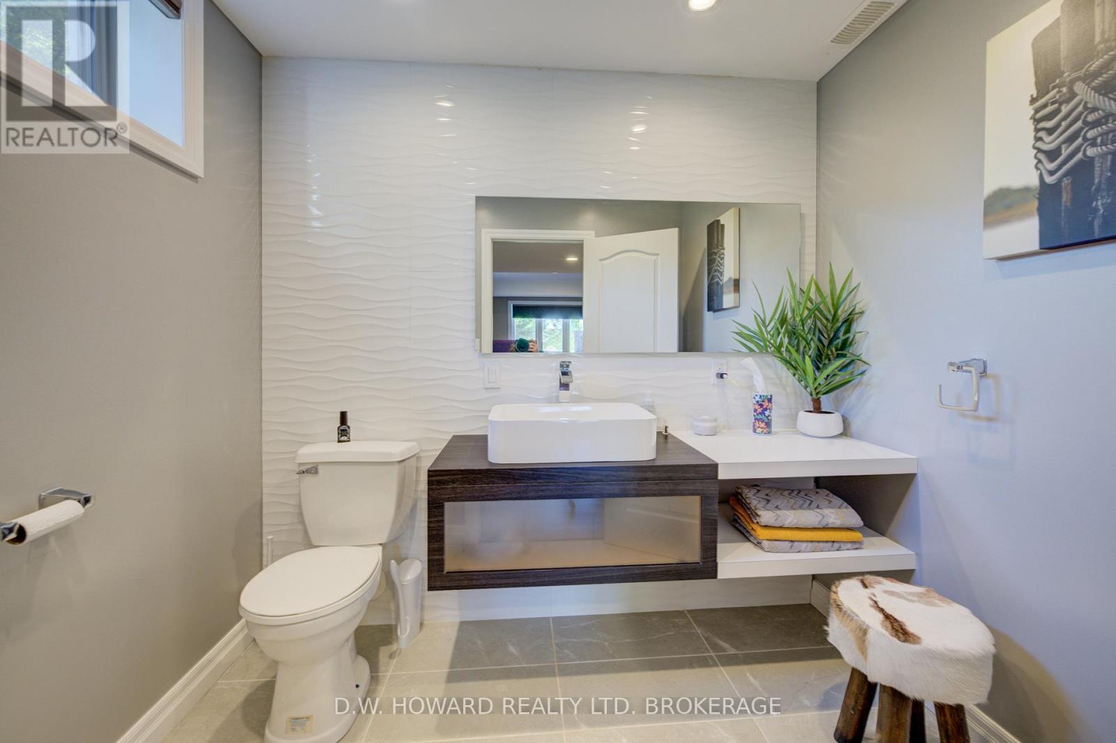 10814 Rathfon Road, Wainfleet, Ontario  L3K 5V4 - Photo 30 - X12281874