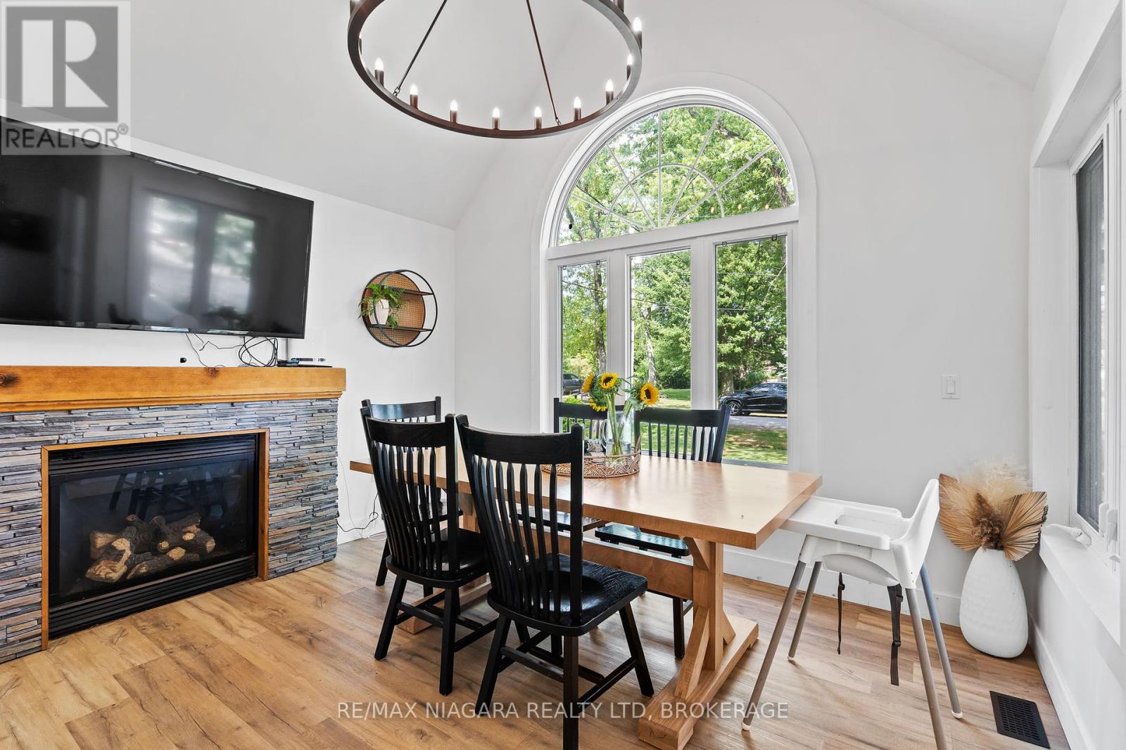 11748 Summerland Avenue, Wainfleet, Ontario  L0S 1V0 - Photo 12 - X12283181