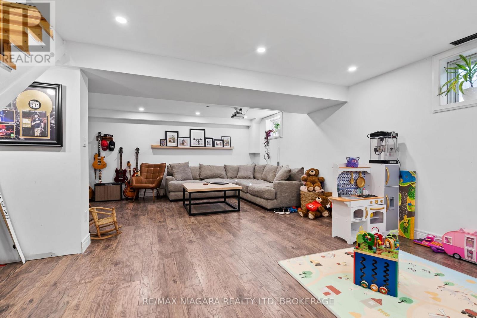 11748 Summerland Avenue, Wainfleet, Ontario  L0S 1V0 - Photo 25 - X12283181