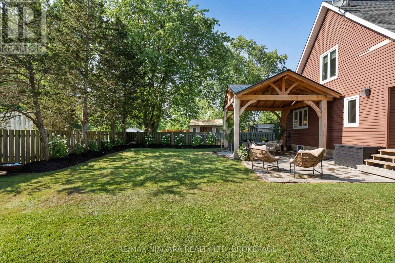 11748 Summerland Avenue, Wainfleet, Ontario  L0S 1V0 - Photo 33 - X12283181