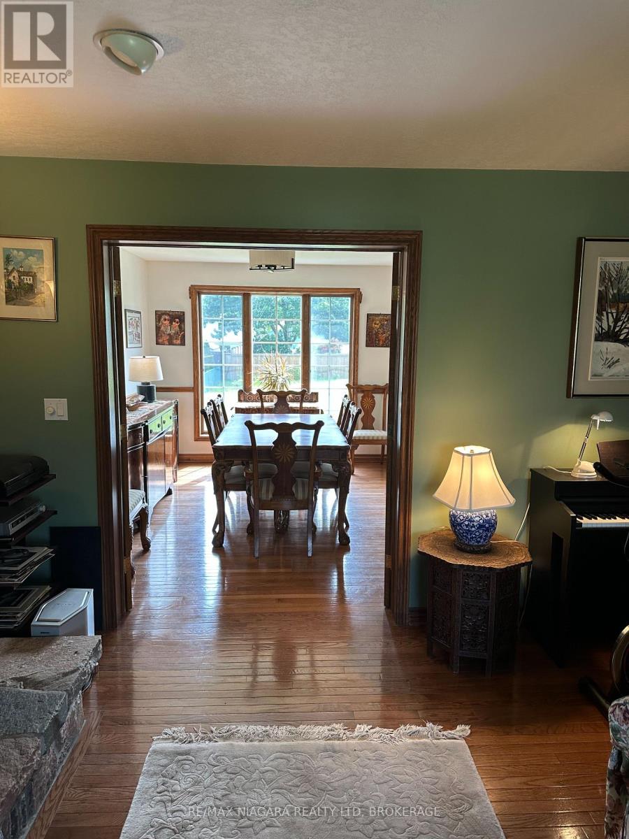 430 Gorham Road, Fort Erie, Ontario  L0S 1N0 - Photo 13 - X12288560