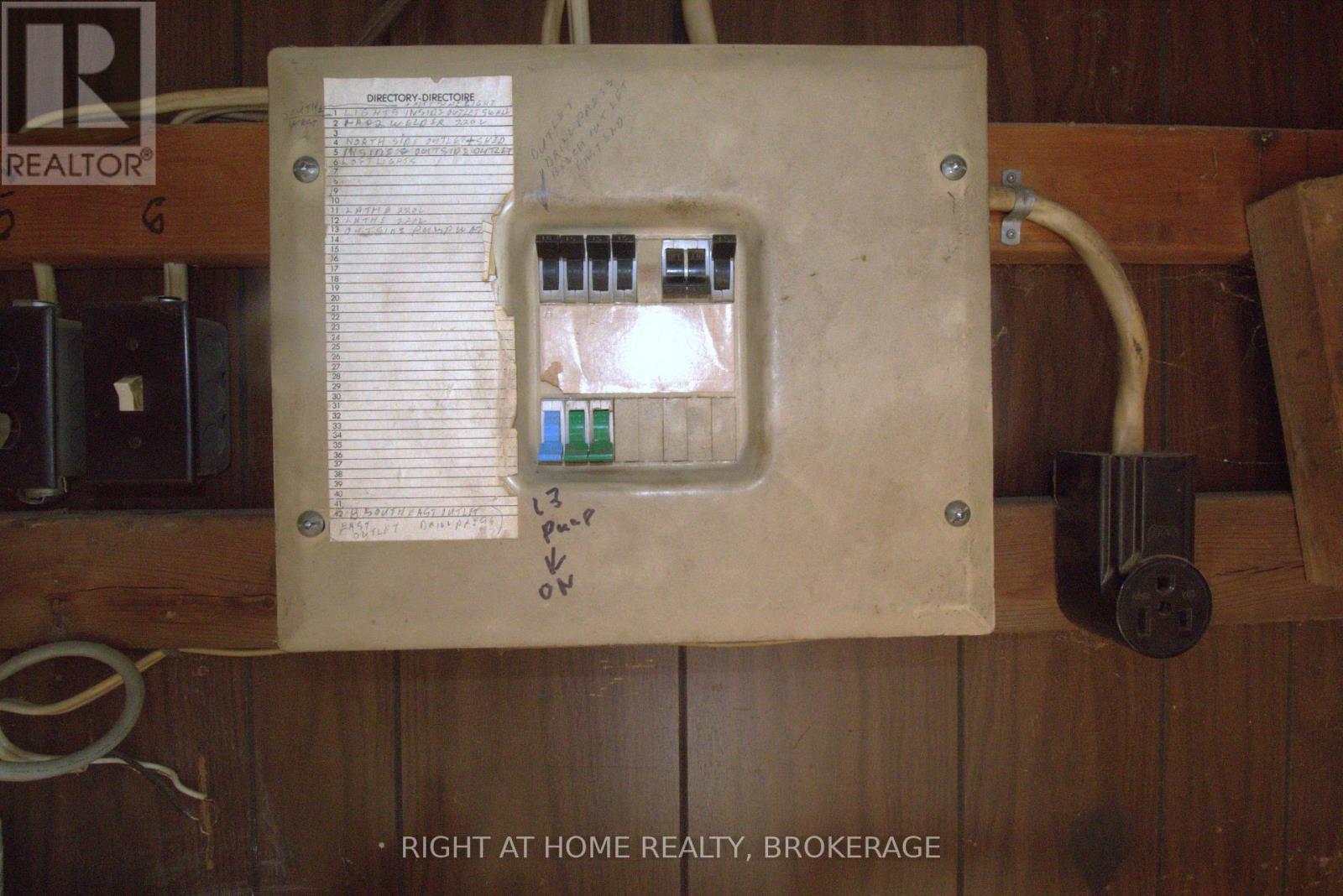 80 Knoll Street, Port Colborne, Ontario  L3K 5A6 - Photo 4 - X12290210