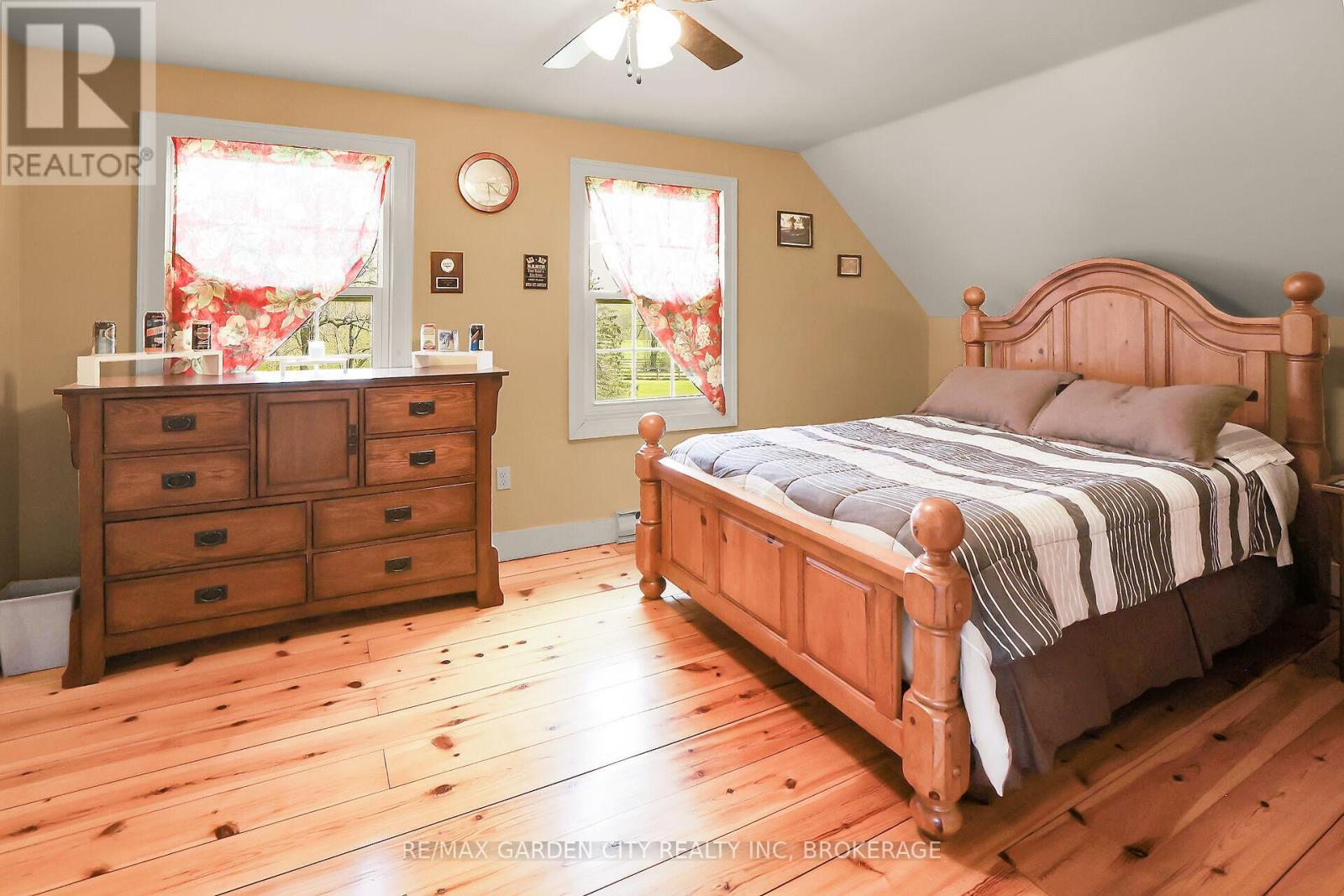 3200 Bertie Road, Fort Erie, Ontario  L0S 1N0 - Photo 21 - X12290222