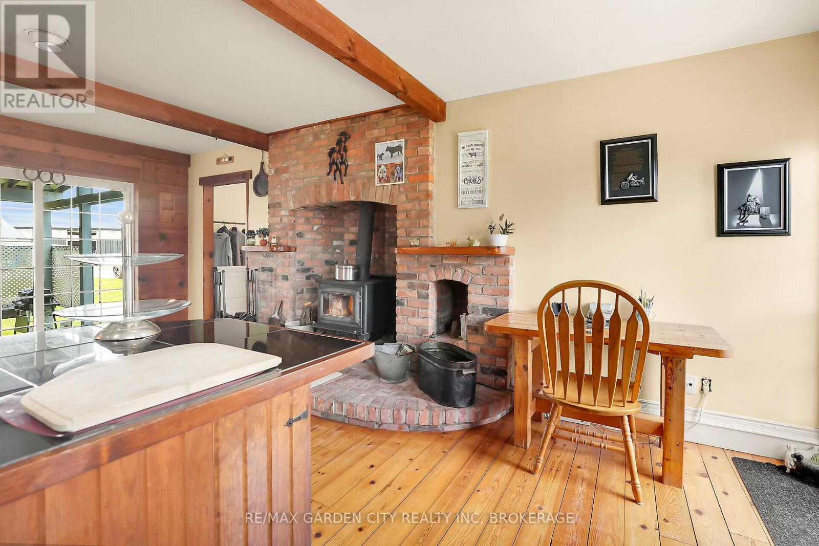 3200 Bertie Road, Fort Erie, Ontario  L0S 1N0 - Photo 10 - X12290247