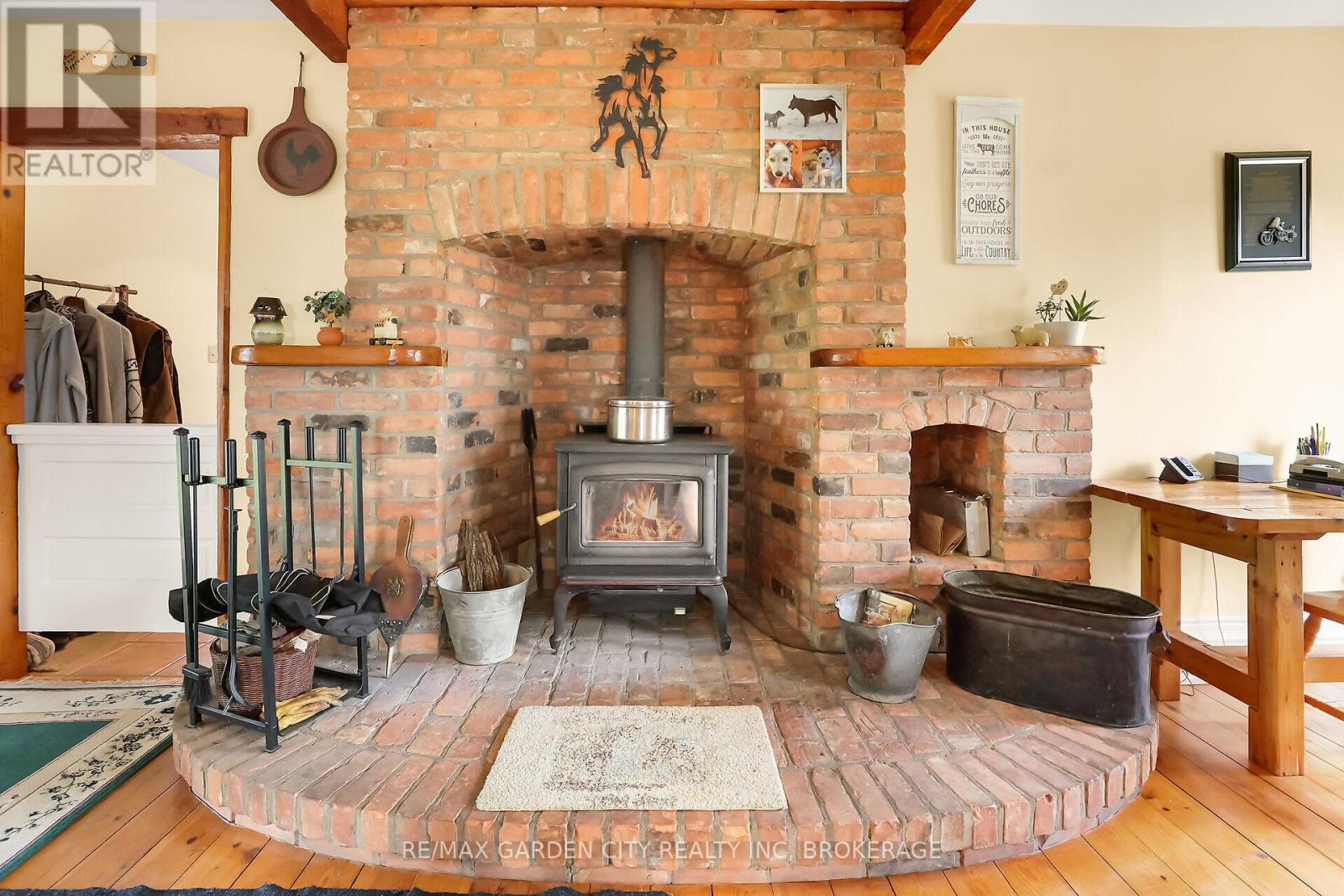 3200 Bertie Road, Fort Erie, Ontario  L0S 1N0 - Photo 13 - X12290247