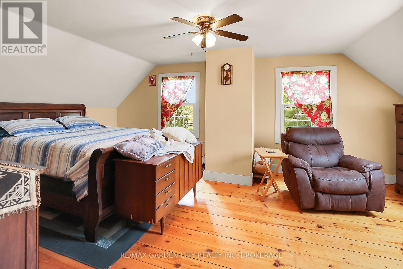 3200 Bertie Road, Fort Erie, Ontario  L0S 1N0 - Photo 20 - X12290247