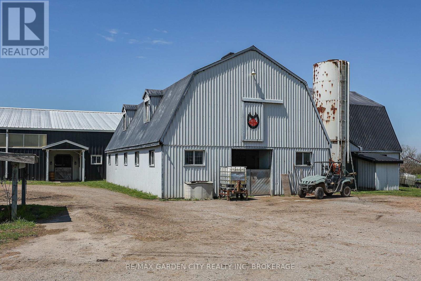 3200 Bertie Road, Fort Erie, Ontario  L0S 1N0 - Photo 29 - X12290247