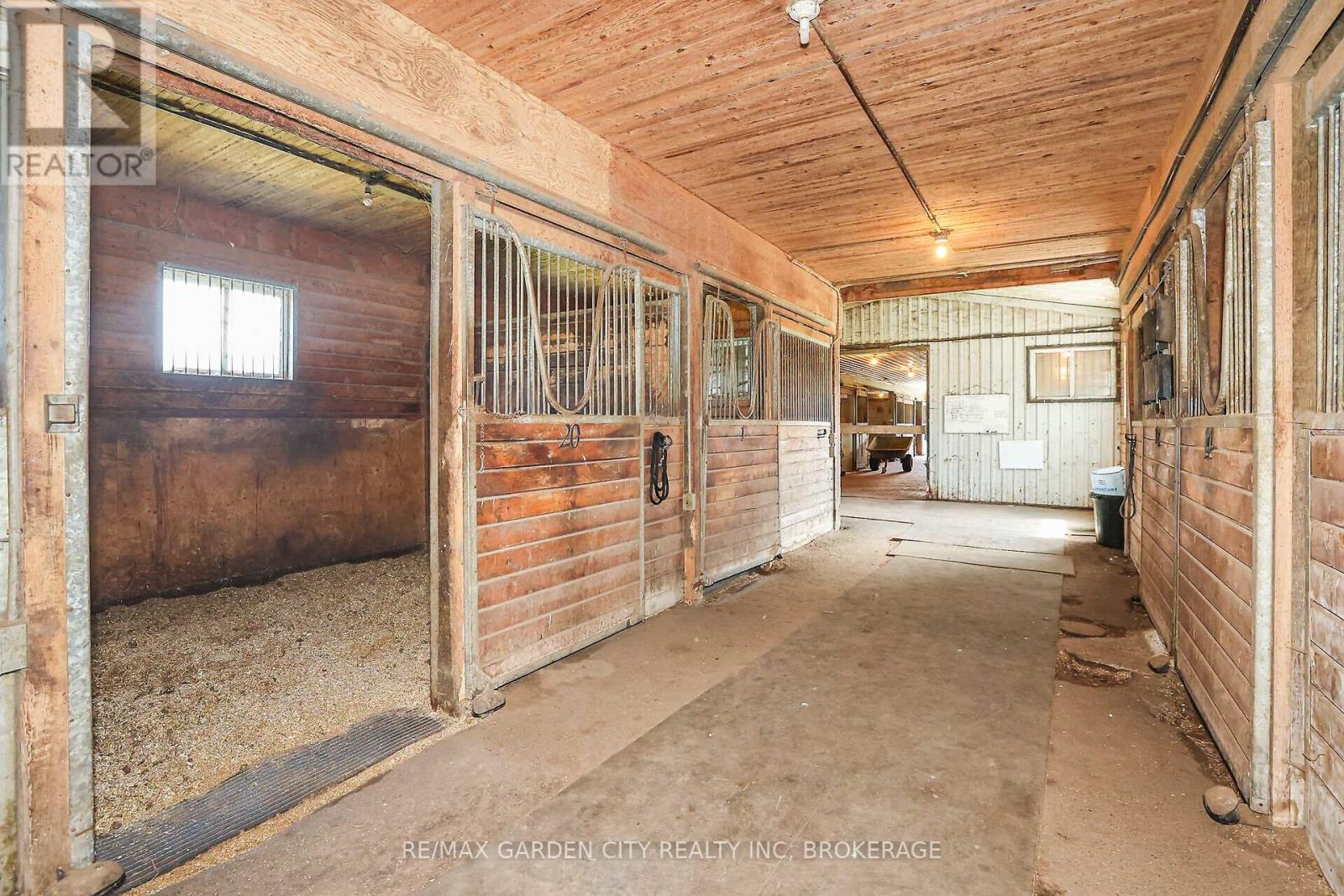 3200 Bertie Road, Fort Erie, Ontario  L0S 1N0 - Photo 34 - X12290247