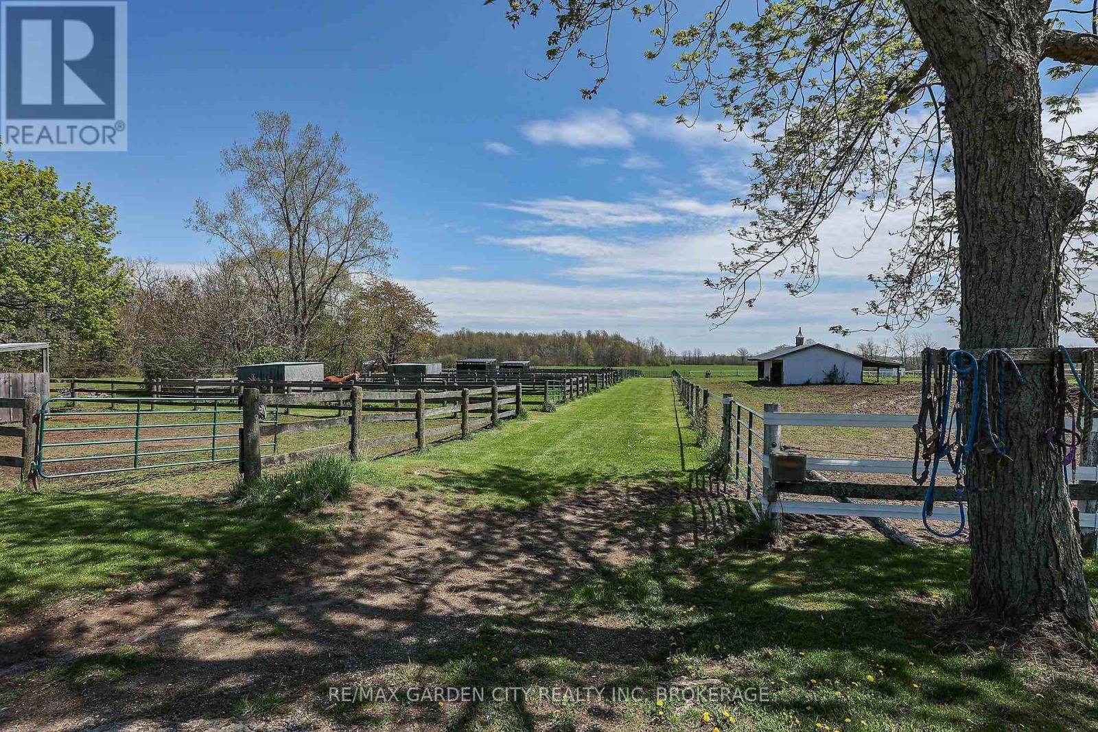 3200 Bertie Road, Fort Erie, Ontario  L0S 1N0 - Photo 42 - X12290247