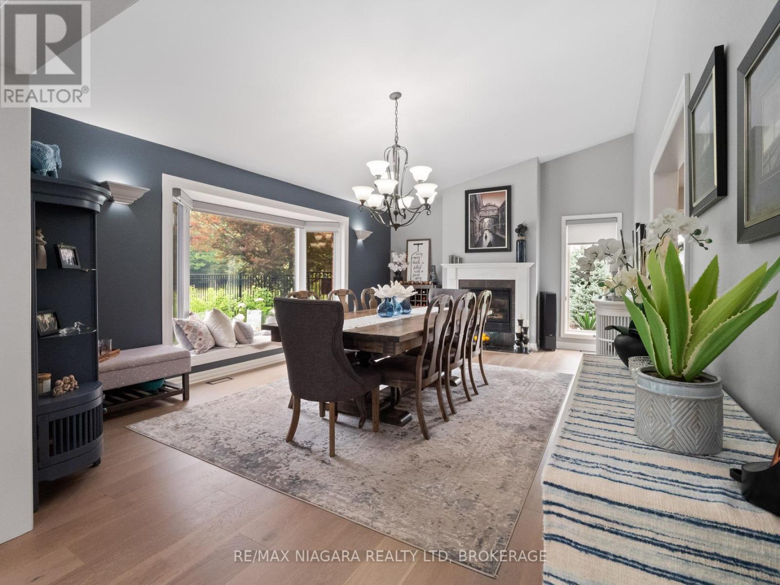 2738 Moyer Street, Pelham, Ontario  L0S 1C0 - Photo 14 - X12290249