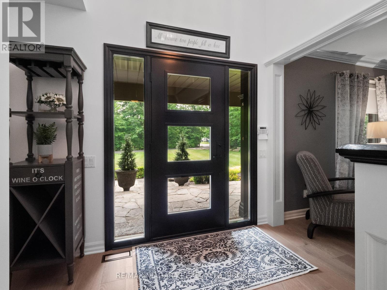 2738 Moyer Street, Pelham, Ontario  L0S 1C0 - Photo 15 - X12290249