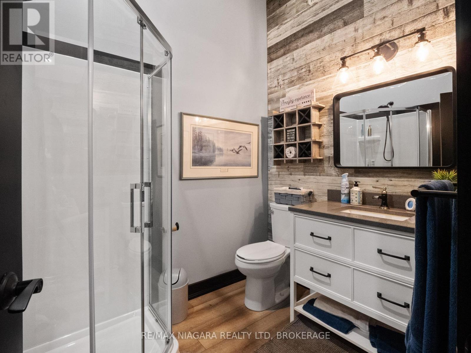 2738 Moyer Street, Pelham, Ontario  L0S 1C0 - Photo 42 - X12290249