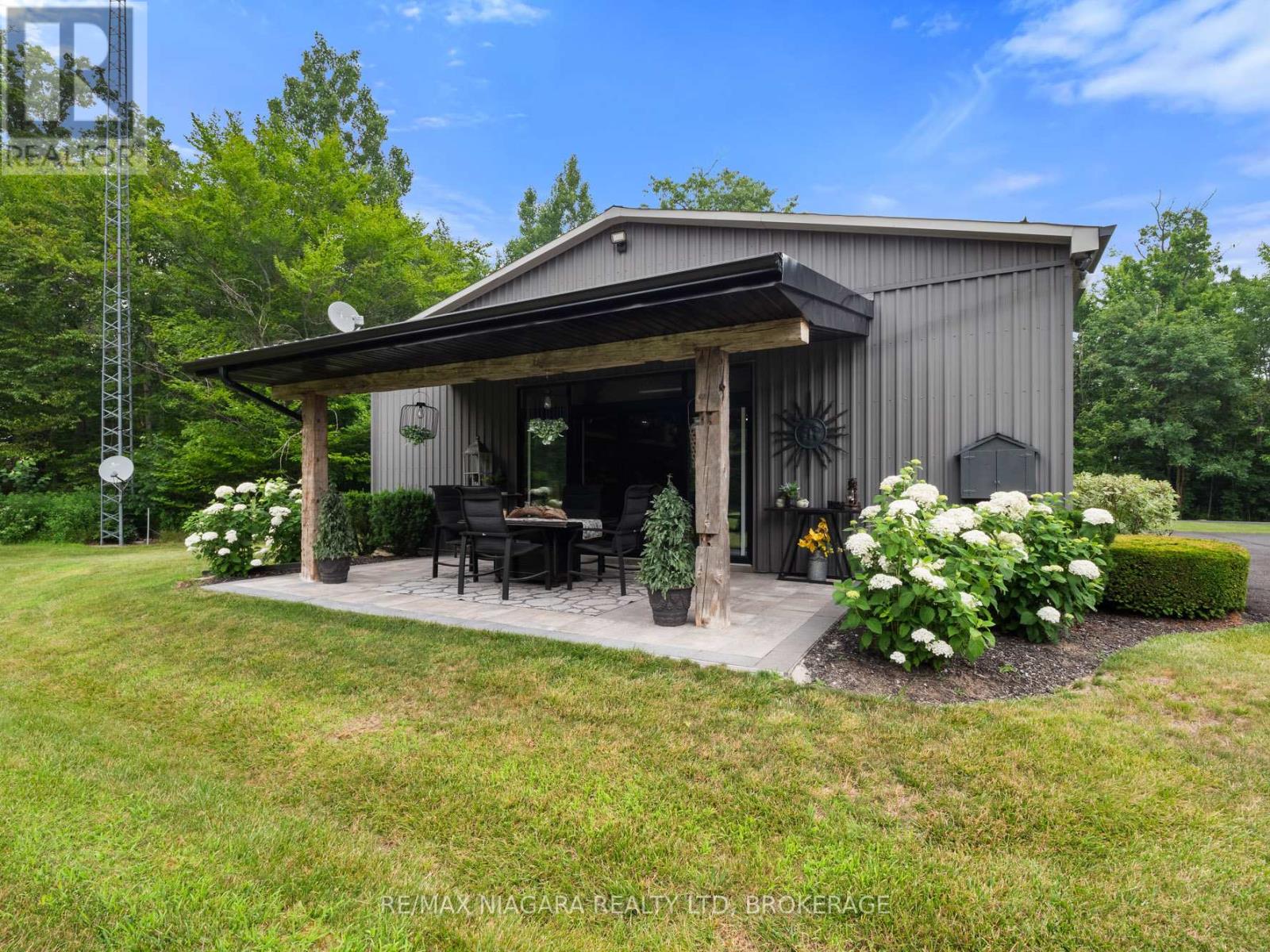 2738 Moyer Street, Pelham, Ontario  L0S 1C0 - Photo 43 - X12290249