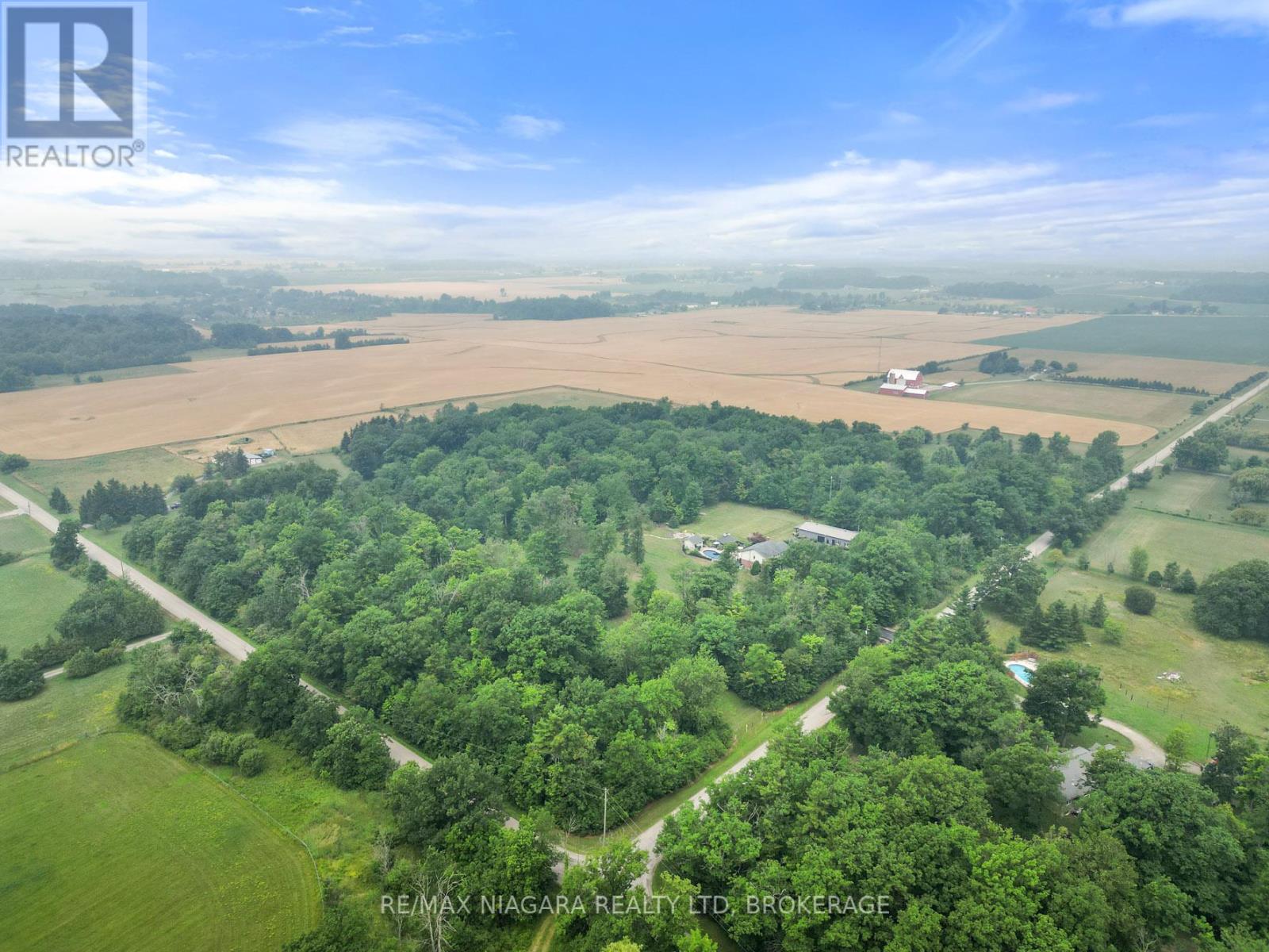 2738 Moyer Street, Pelham, Ontario  L0S 1C0 - Photo 49 - X12290249