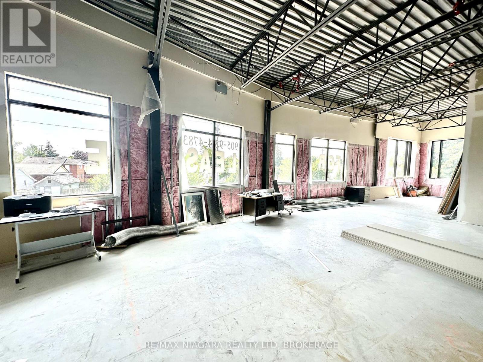 203 - 359 Carlton Street, St. Catharines, Ontario  L2N 1C2 - Photo 10 - X12292684