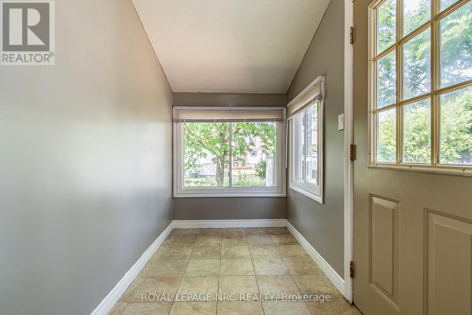 732-734 Steele Street, Port Colborne, Ontario  L3K 4Z2 - Photo 20 - X12292825