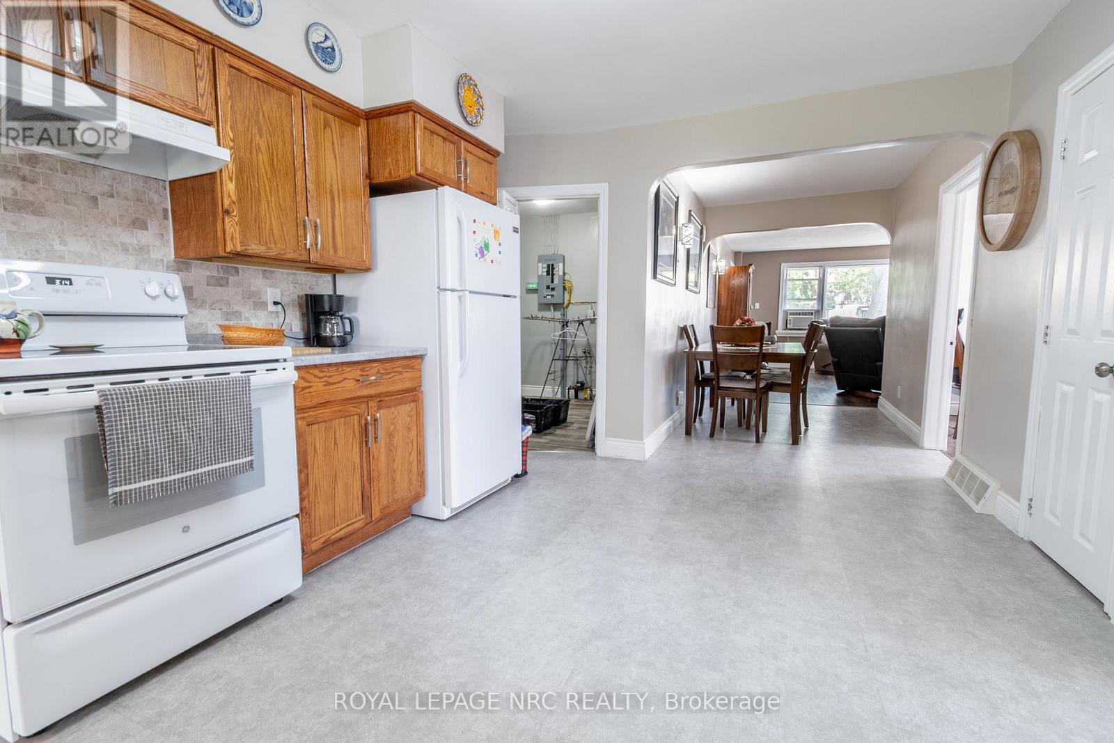 732-734 Steele Street, Port Colborne, Ontario  L3K 4Z2 - Photo 31 - X12292825