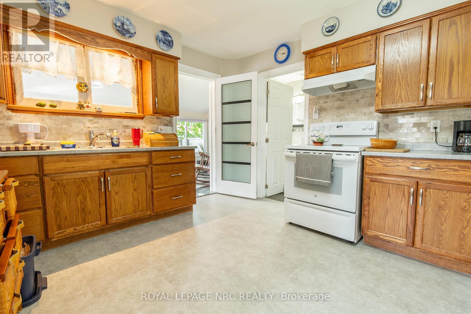 732-734 Steele Street, Port Colborne, Ontario  L3K 4Z2 - Photo 33 - X12292825