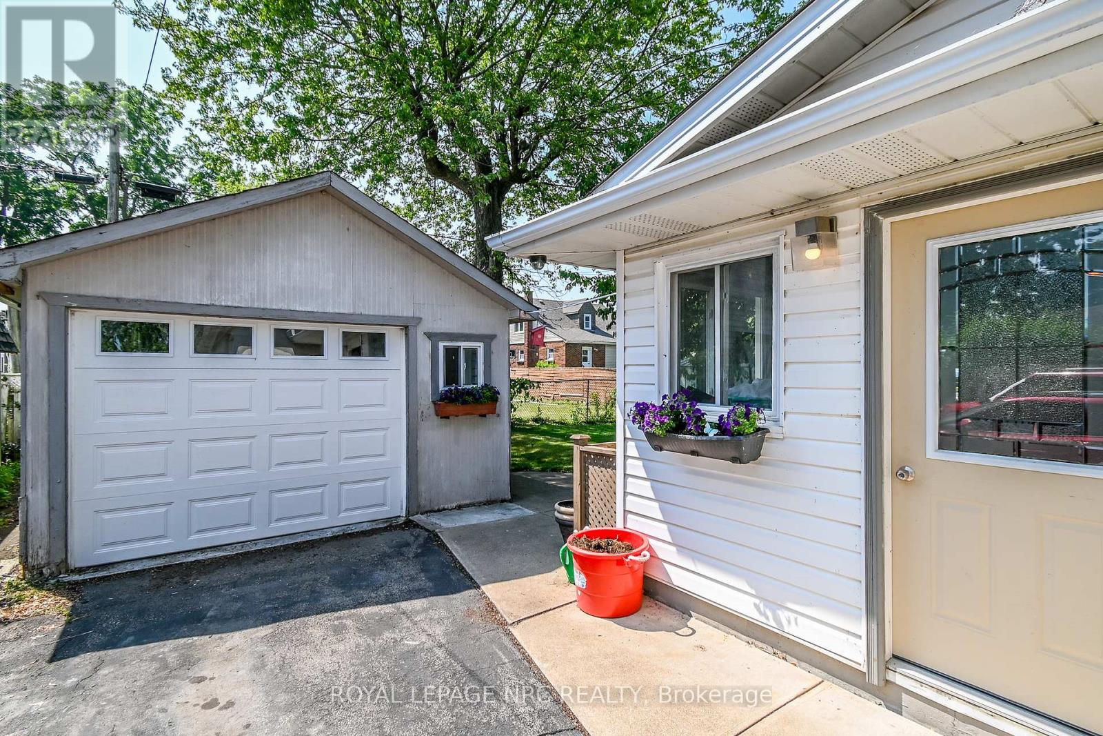 732-734 Steele Street, Port Colborne, Ontario  L3K 4Z2 - Photo 44 - X12292825